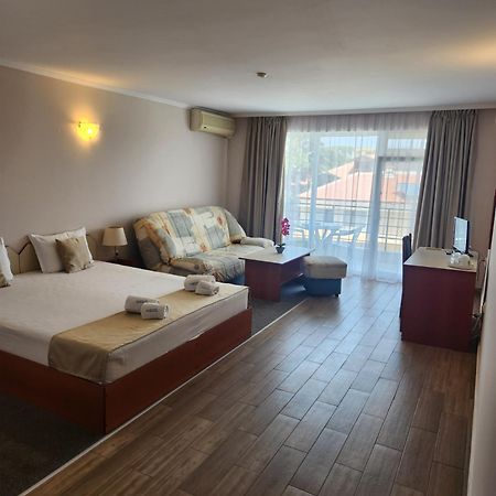 Mirana Family Hotel Burgas ภายนอก รูปภาพ