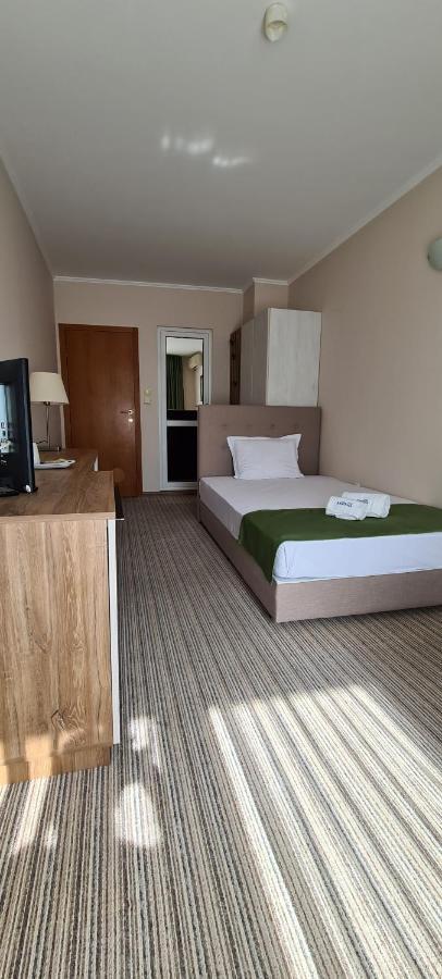 Mirana Family Hotel Burgas ภายนอก รูปภาพ