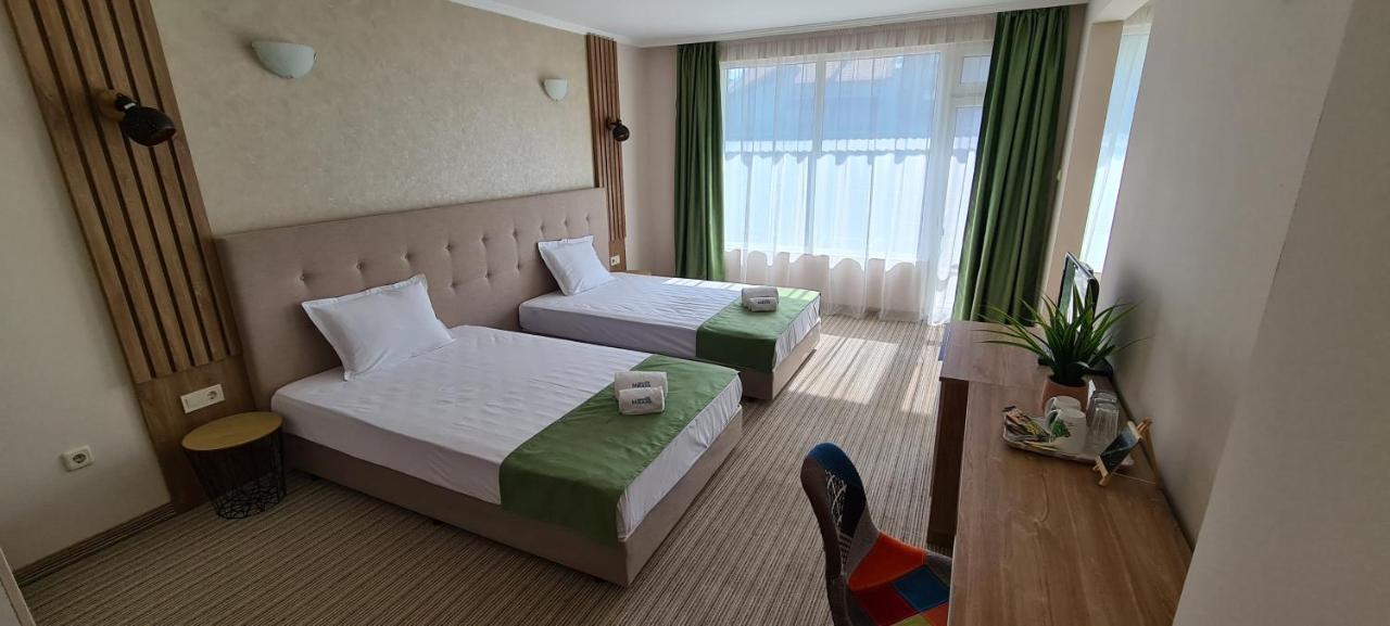 Mirana Family Hotel Burgas ภายนอก รูปภาพ