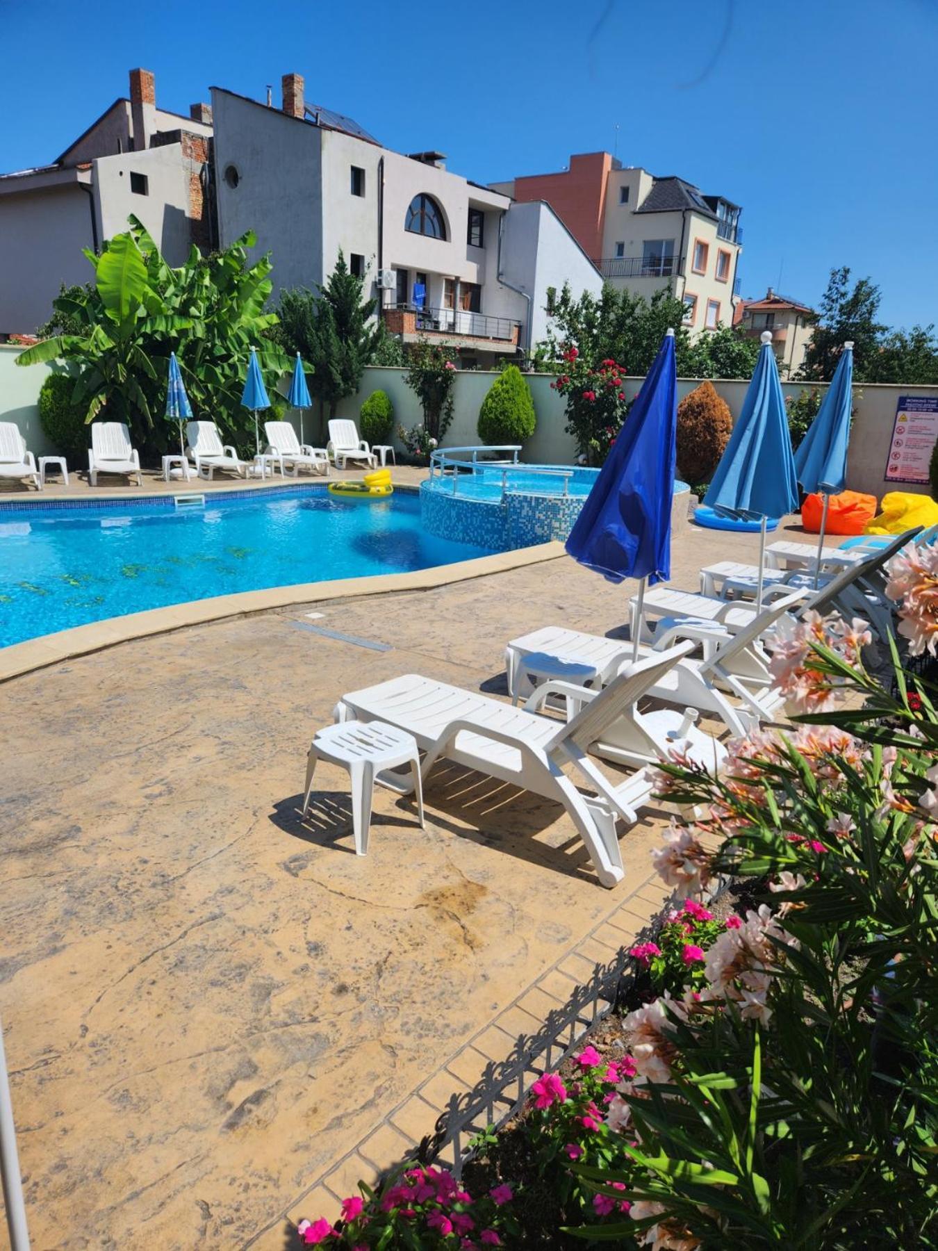Mirana Family Hotel Burgas ภายนอก รูปภาพ