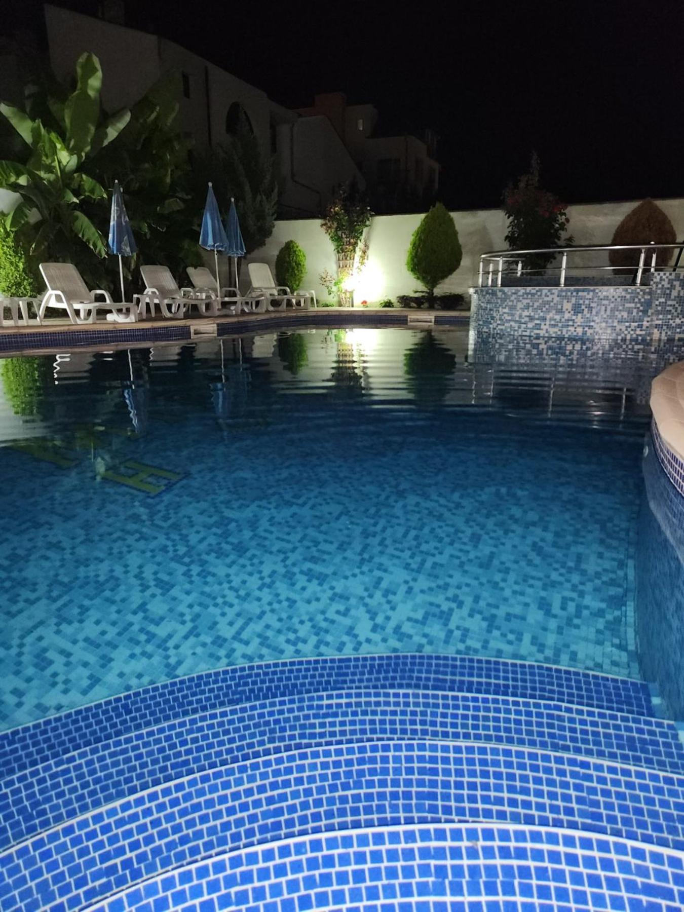 Mirana Family Hotel Burgas ภายนอก รูปภาพ