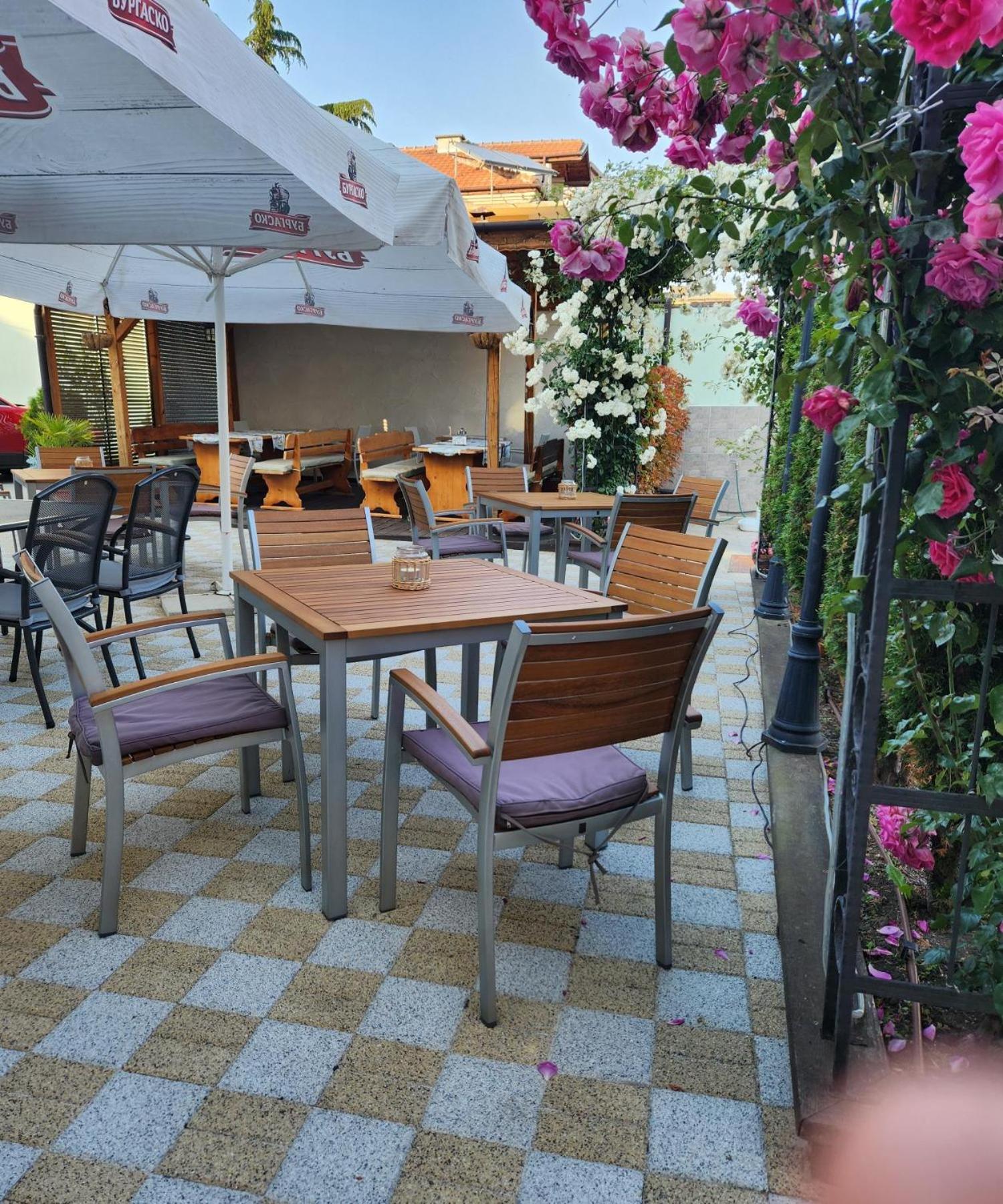 Mirana Family Hotel Burgas ภายนอก รูปภาพ