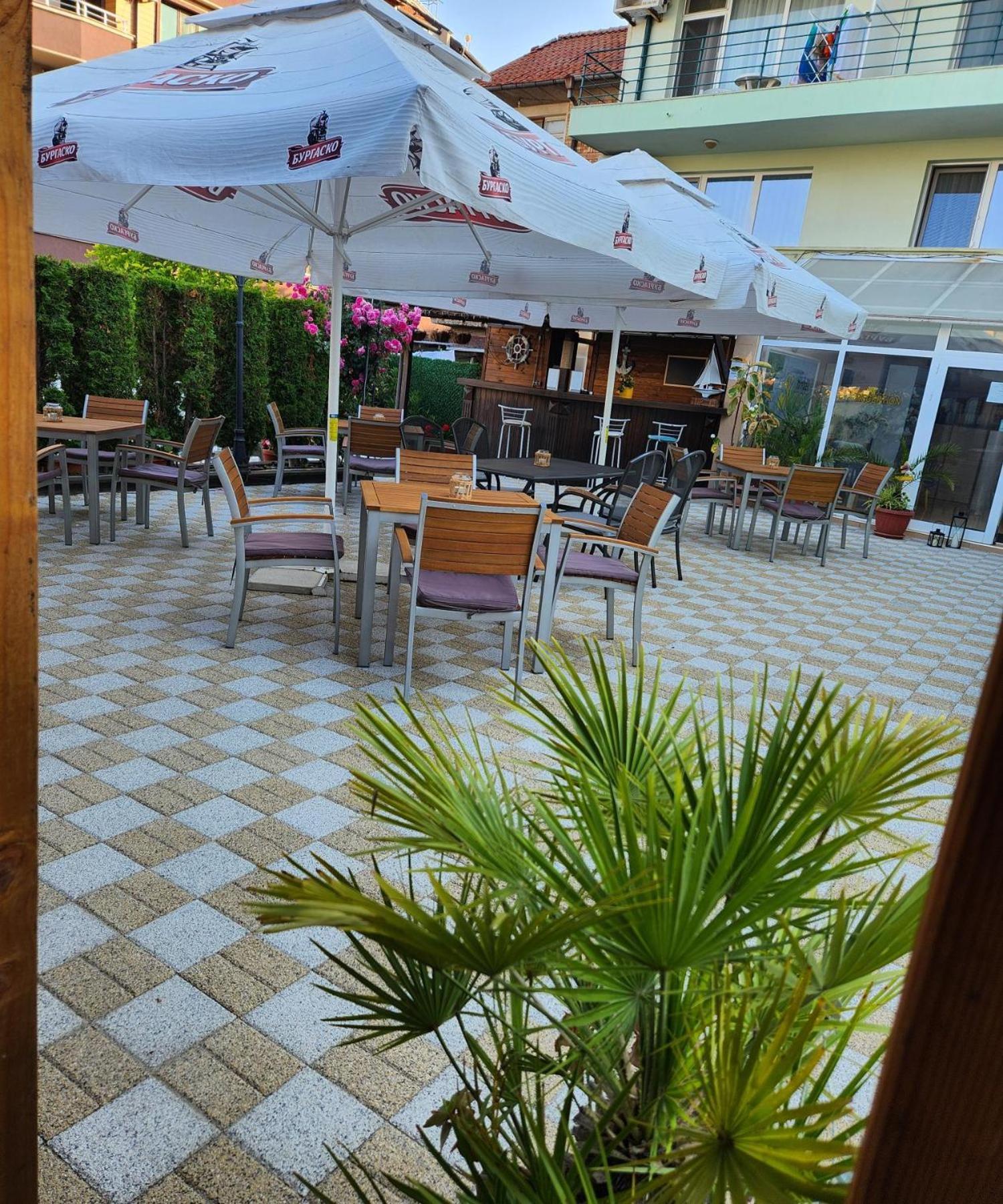 Mirana Family Hotel Burgas ภายนอก รูปภาพ