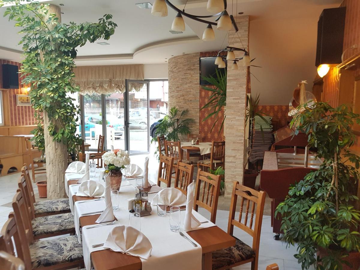 Mirana Family Hotel Burgas ภายนอก รูปภาพ