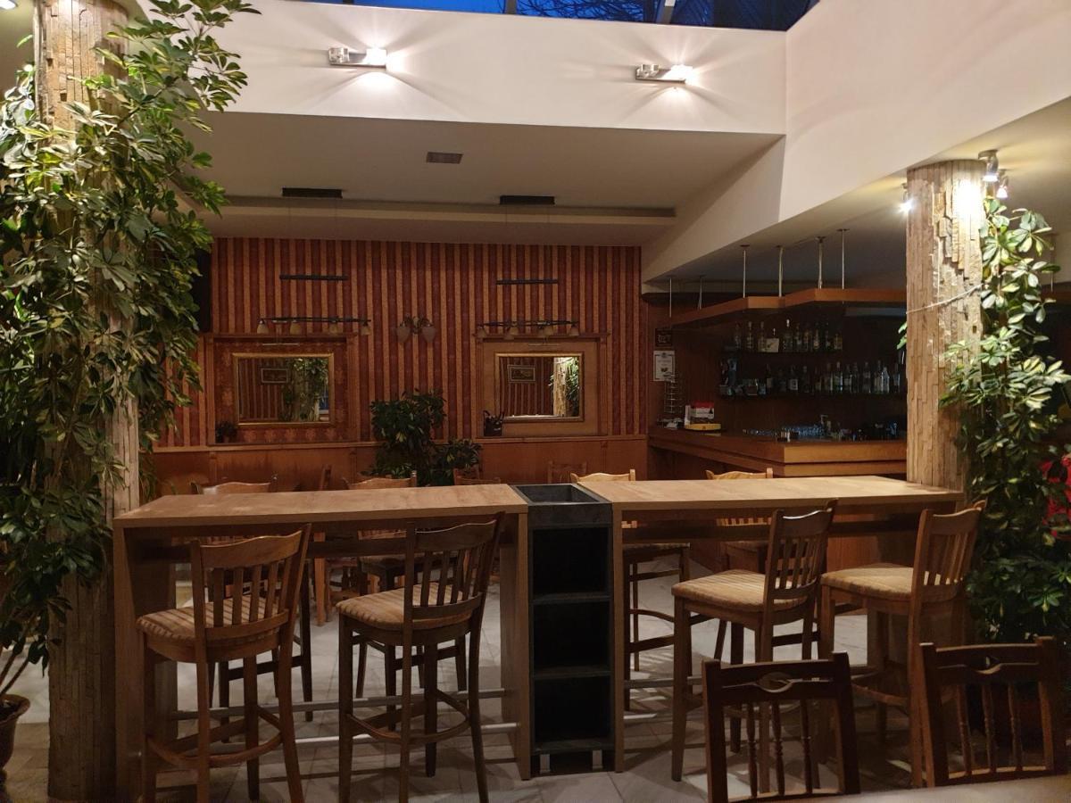 Mirana Family Hotel Burgas ภายนอก รูปภาพ
